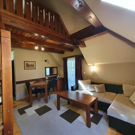 Tara Hotel 3*